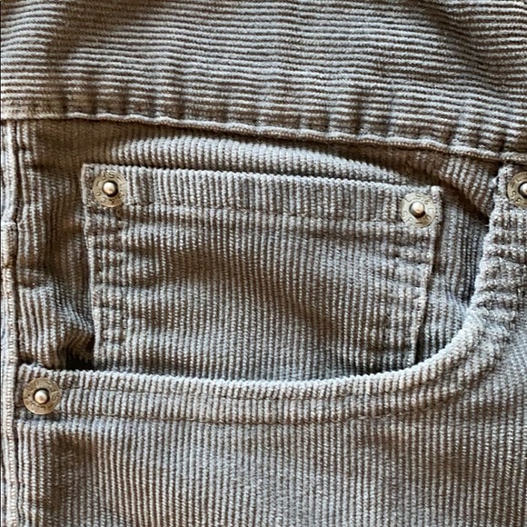 Grey Levi’s corduroy - Picture 2 of 4